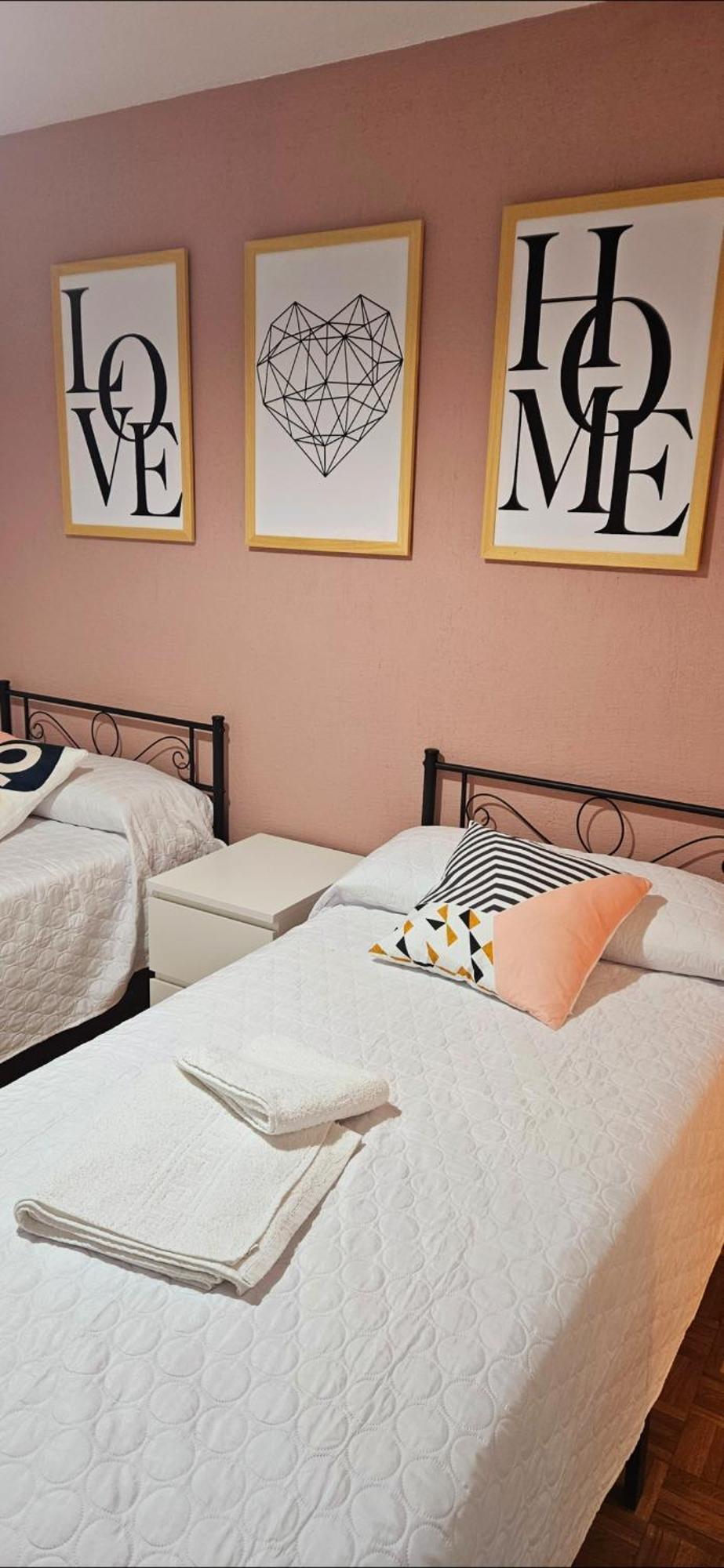 Centro Catedral Carrera 27, 1 Plaza De Aparcamiento Y Netflix Gratis Apartment เฮน ภายนอก รูปภาพ